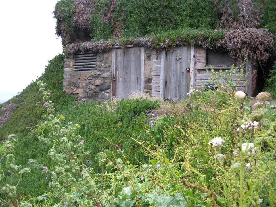 Day 1 cape cornwall preists cove fishermans hut
